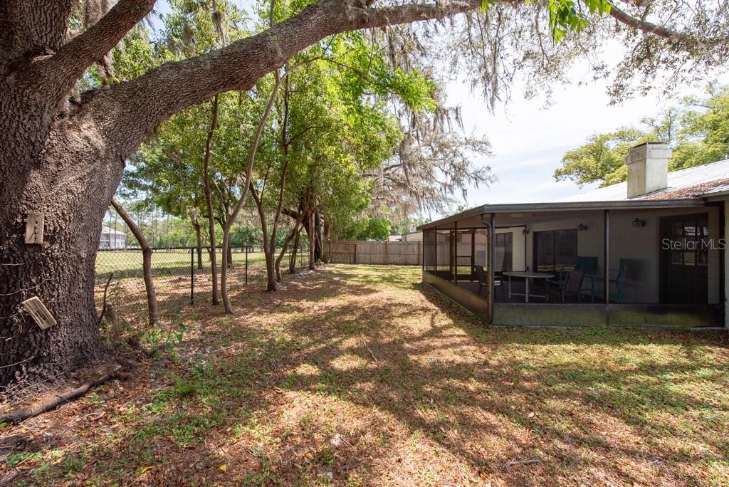 Image 35 of 48 For 2336 Windsor Oaks Avenue