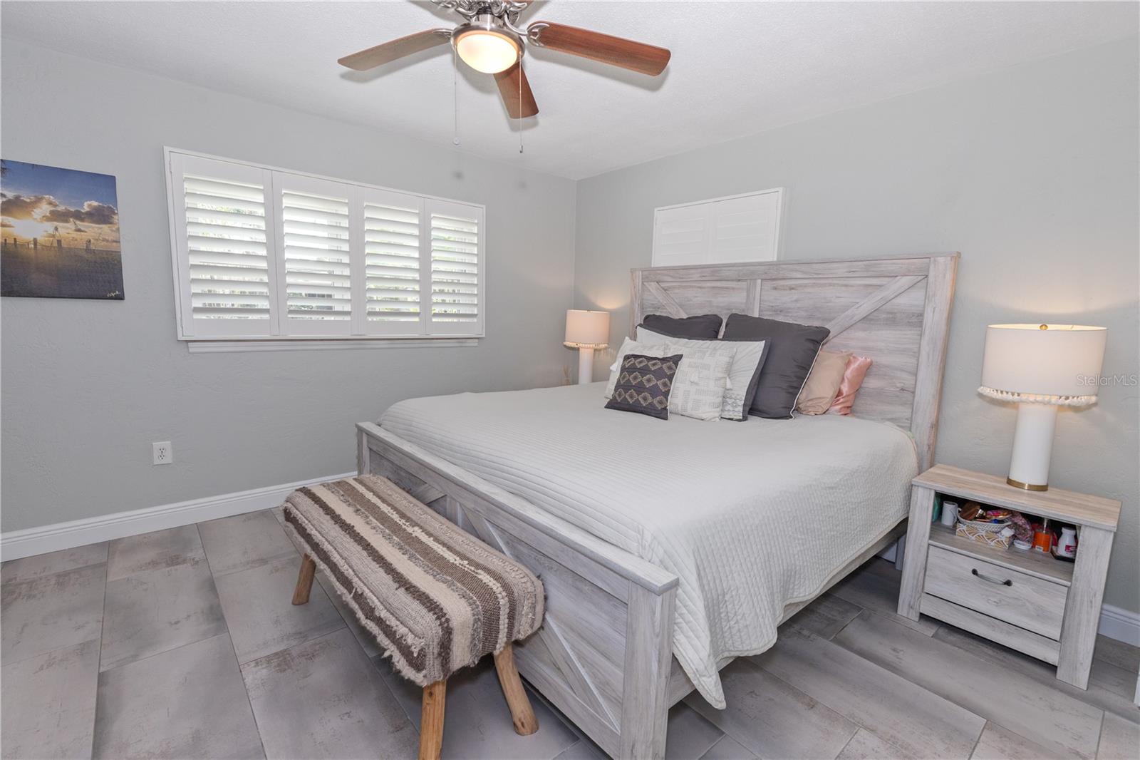 Image 18 of 38 For 8347 41st Avenue N