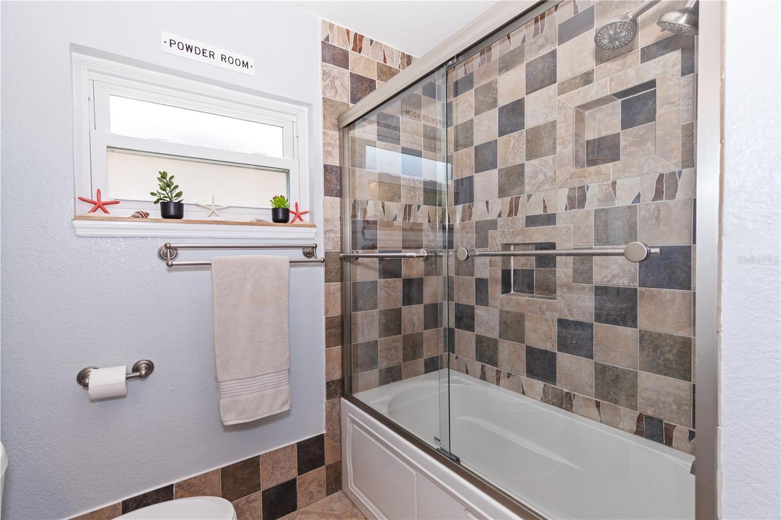 Image 21 of 38 For 8347 41st Avenue N