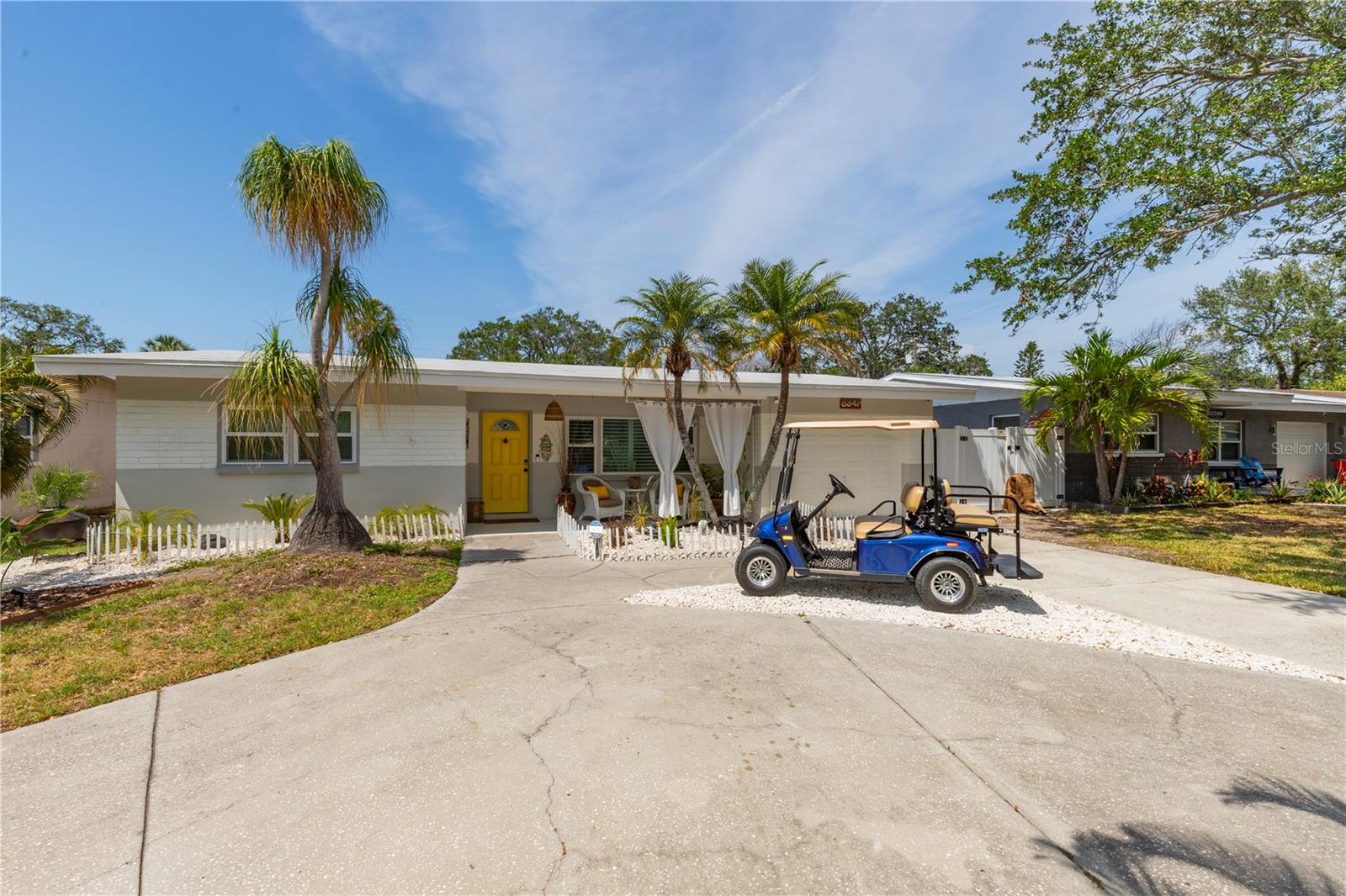 Image 3 of 38 For 8347 41st Avenue N