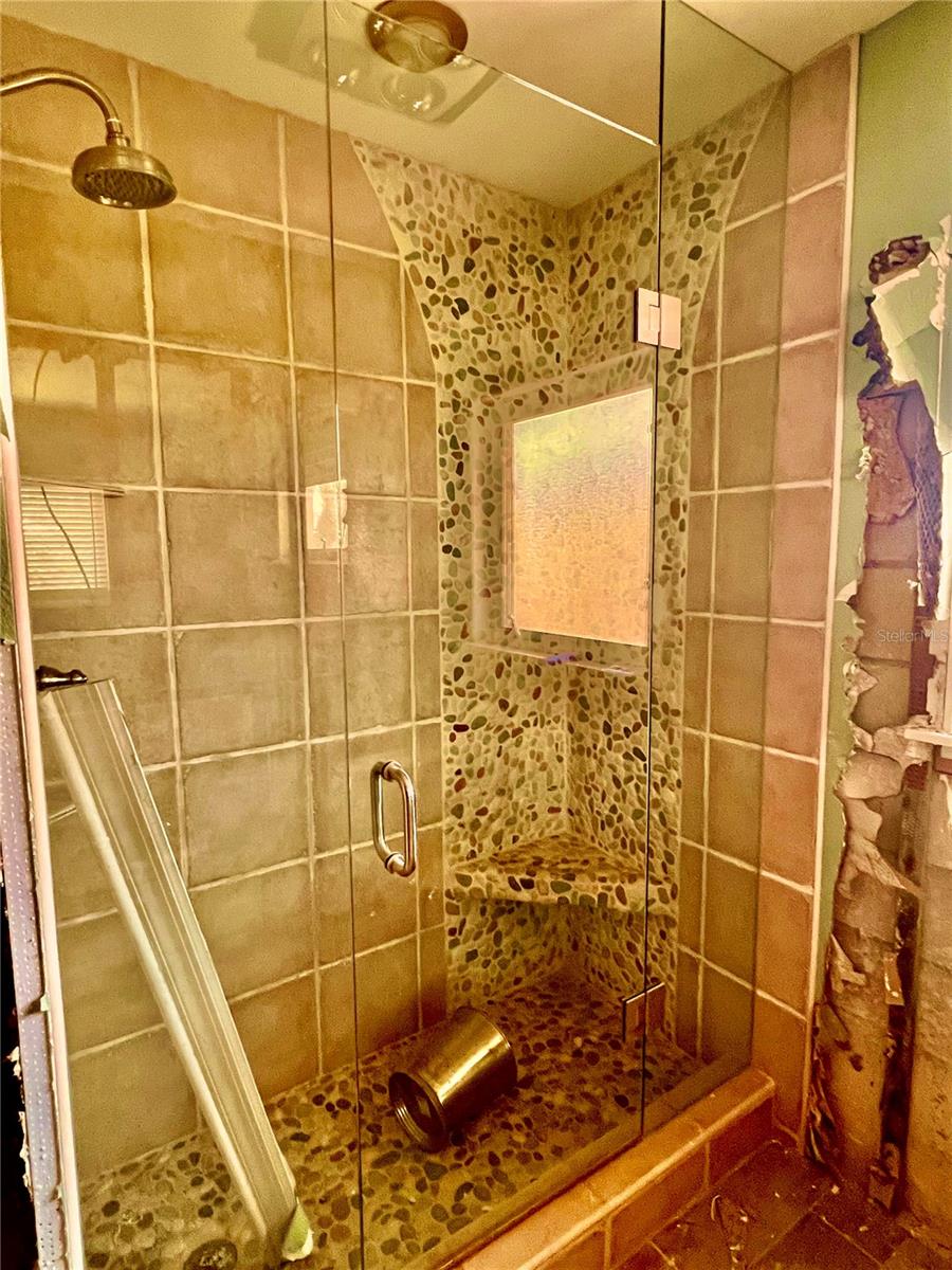 Image 11 of 25 For 530 59th Avenue