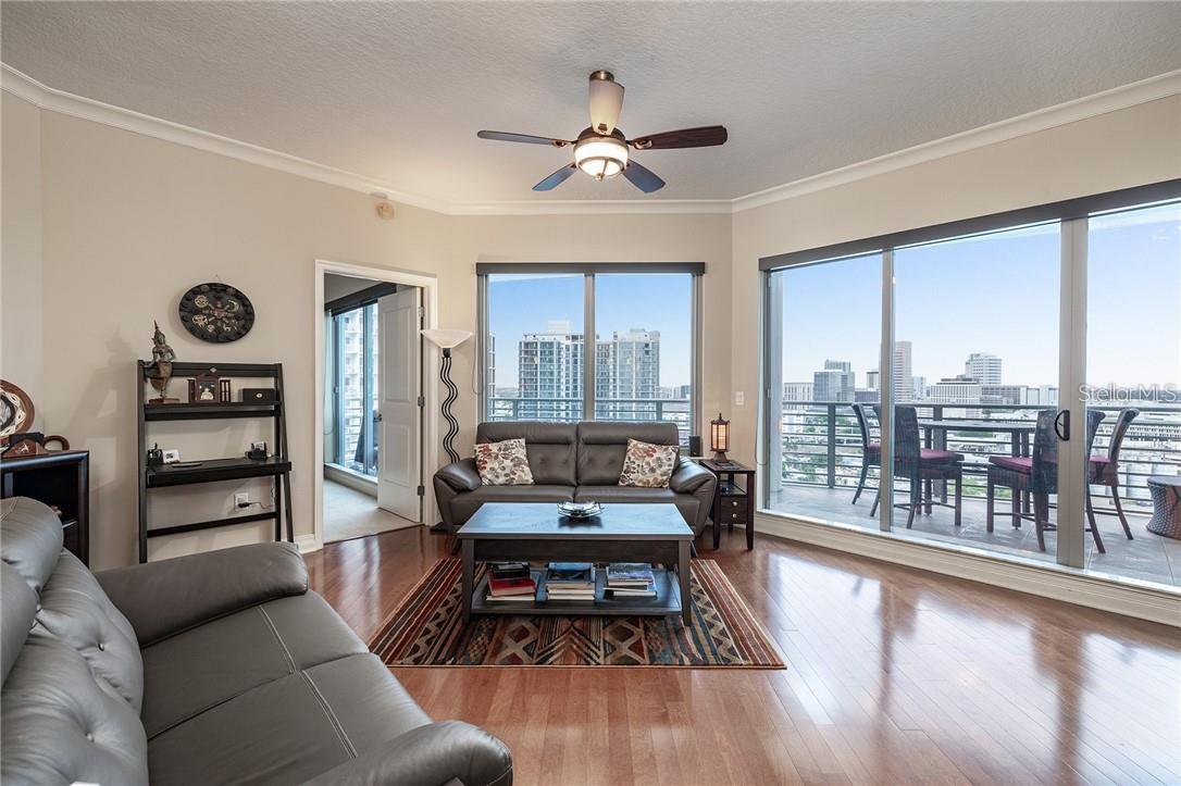 Image 5 of 27 For 1209 Cumberland Avenue 1802