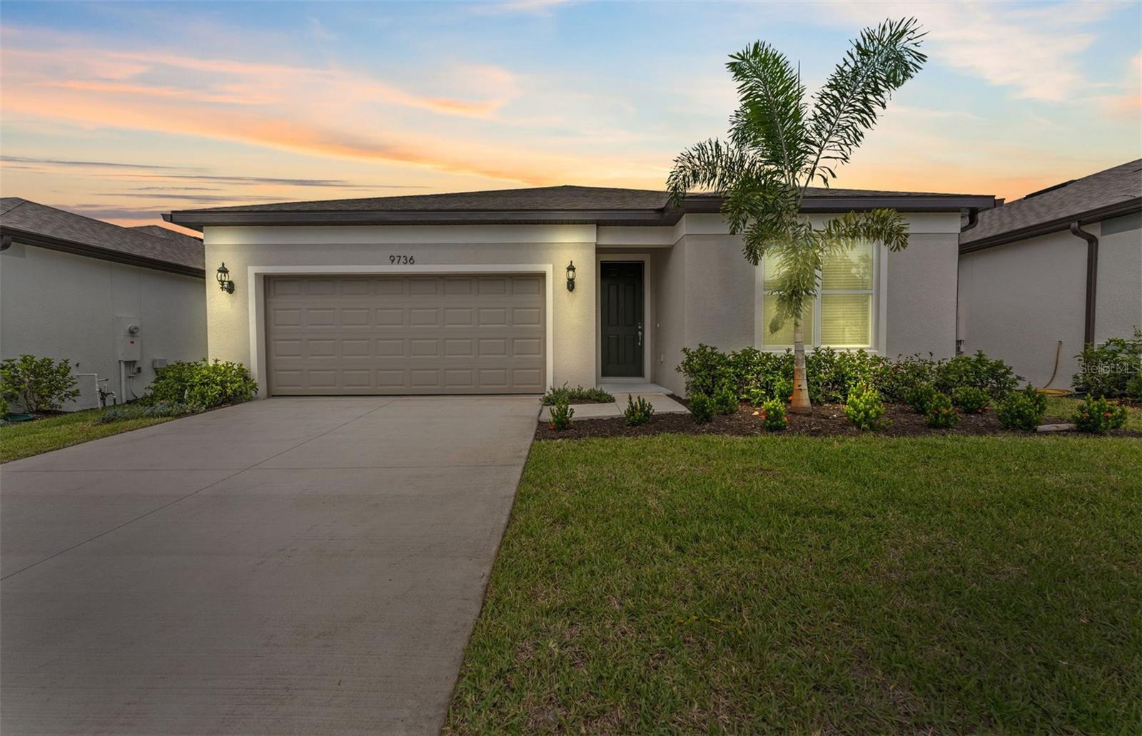 Listing photo id 14 for 9736 Redwood Heights Loop