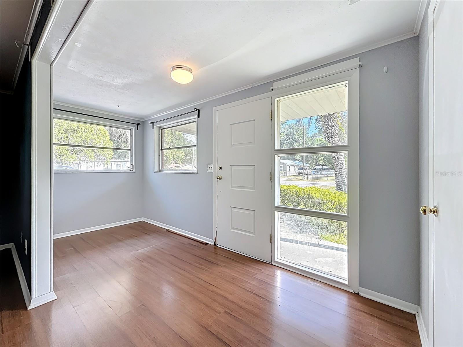 Image 13 of 63 For 38327 Palm Grove Drive