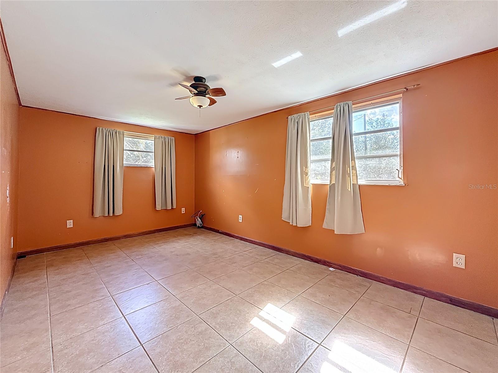 Image 28 of 63 For 38327 Palm Grove Drive