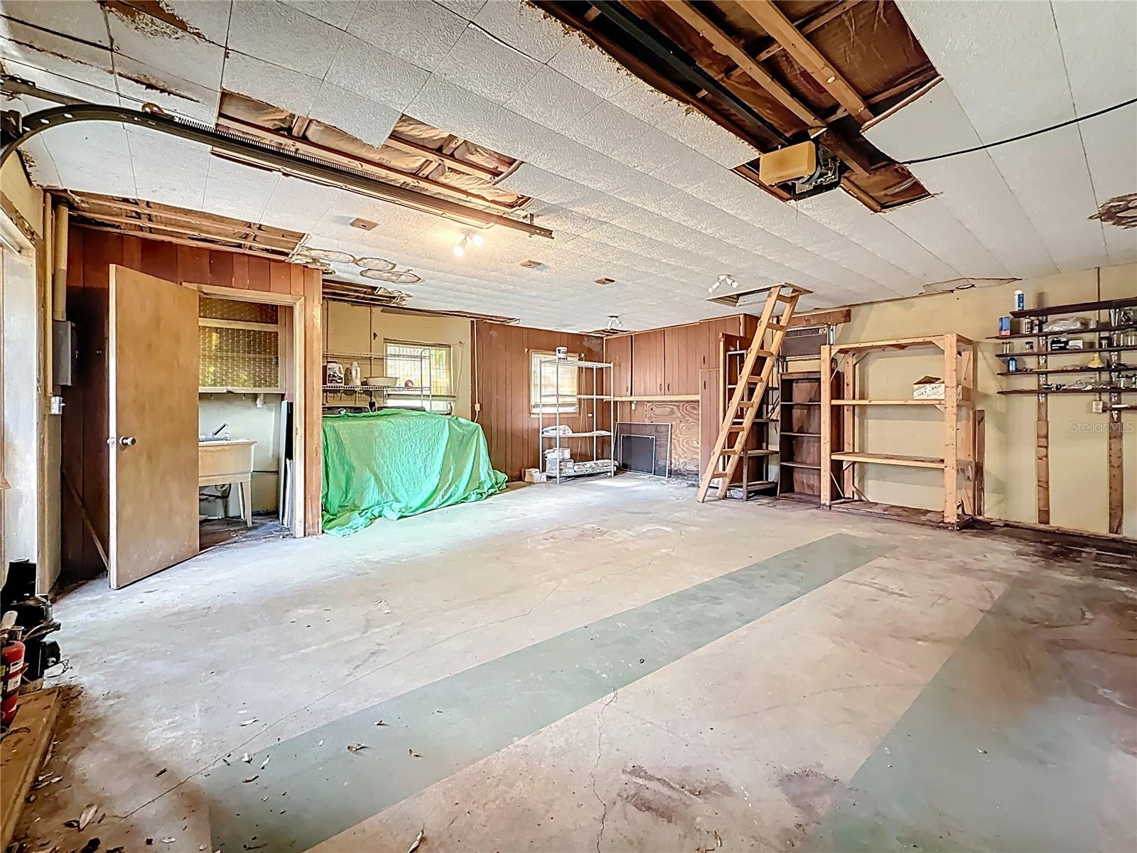 Image 39 of 63 For 38327 Palm Grove Drive