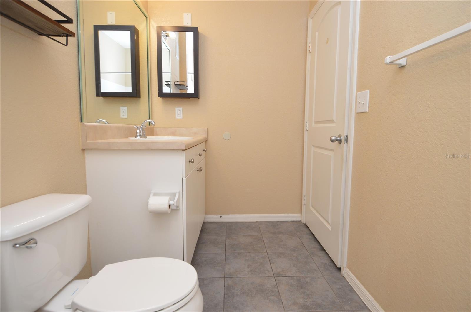 Image 26 of 65 For 4221 Spruce Street 2229