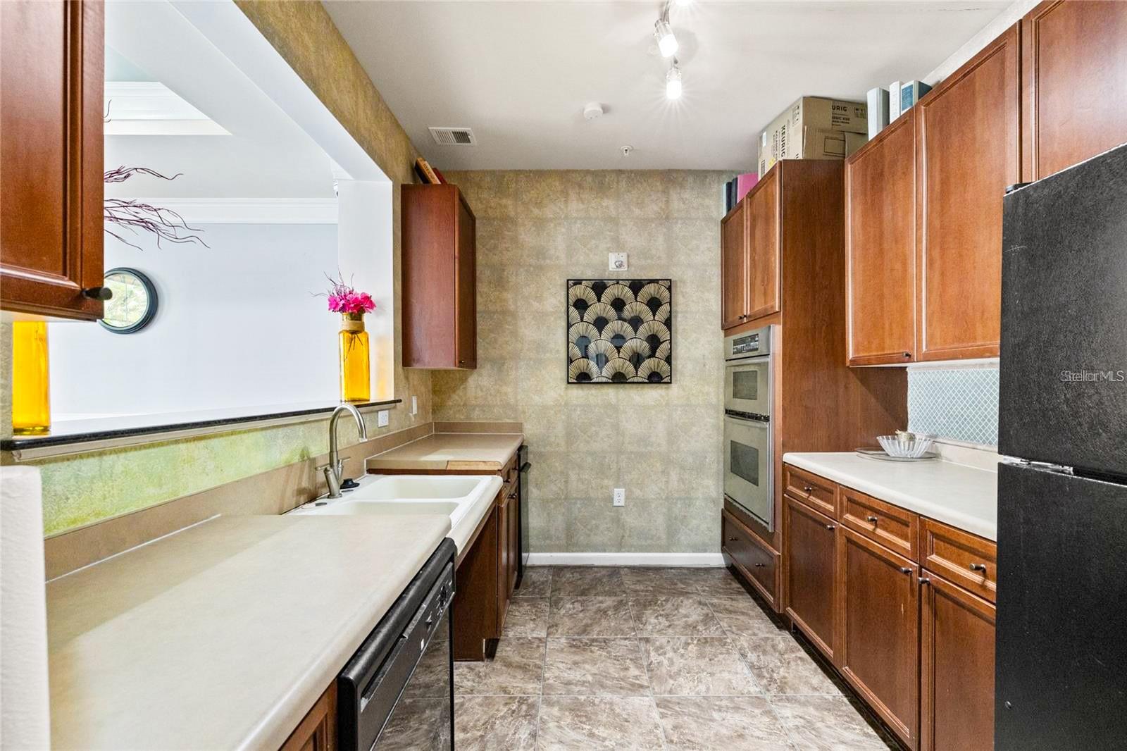 Image 42 of 65 For 4221 Spruce Street 2229