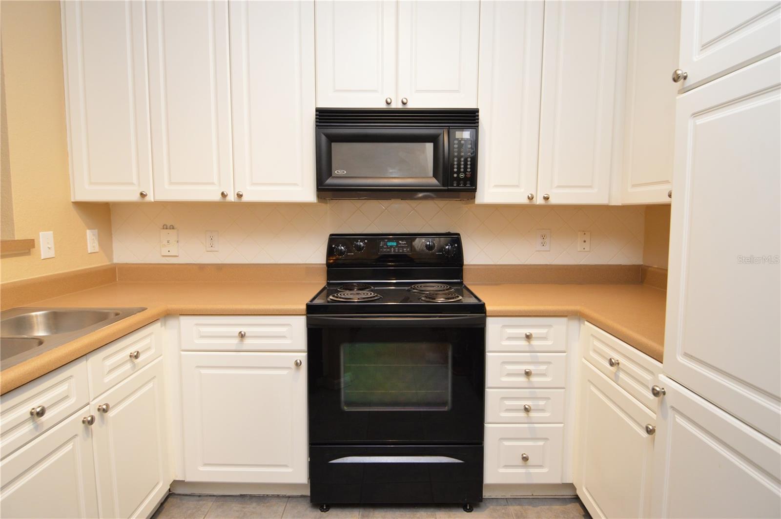 Image 9 of 65 For 4221 Spruce Street 2229