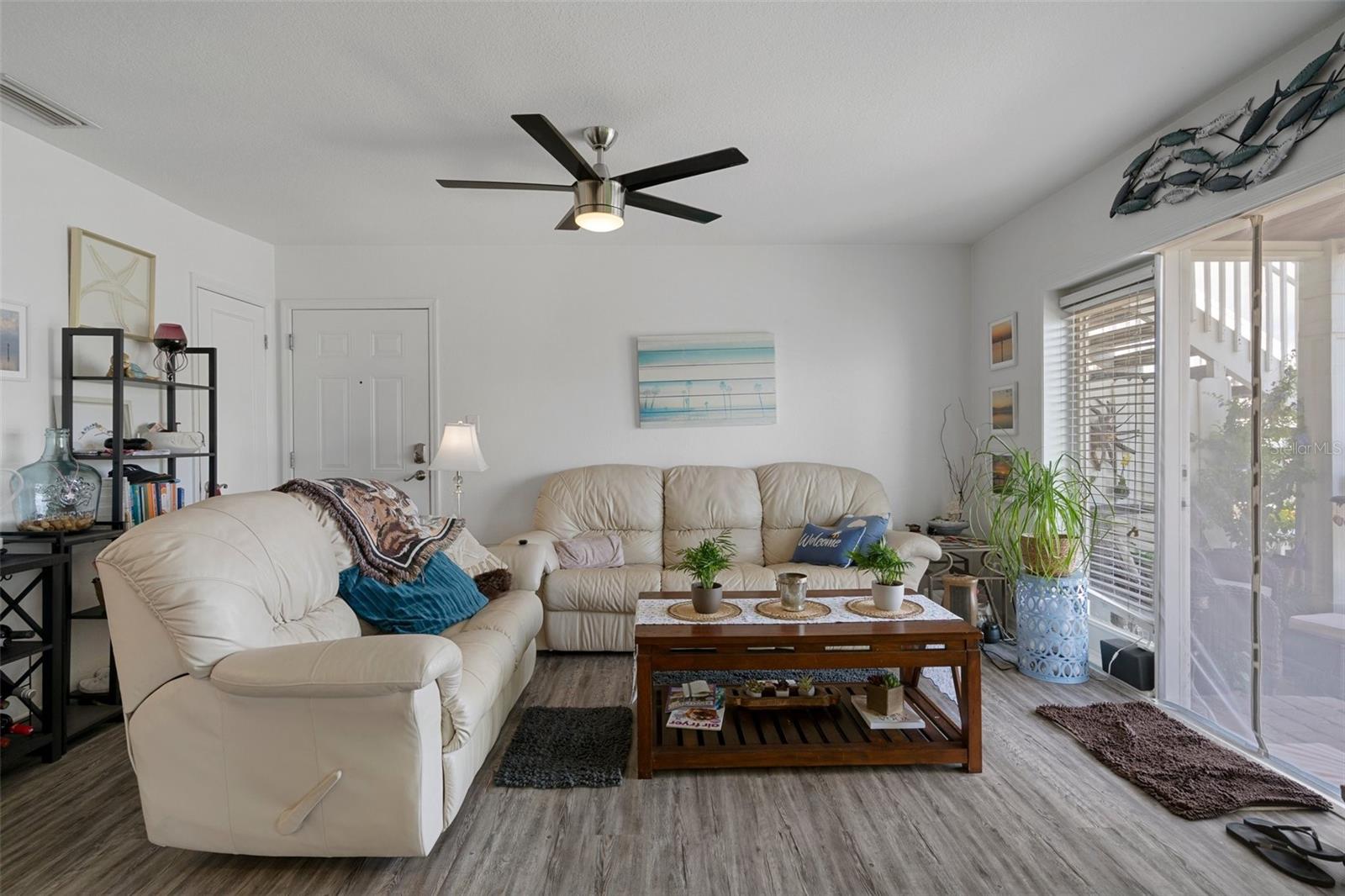 Image 24 of 69 For 5174 Beach Drive Se B