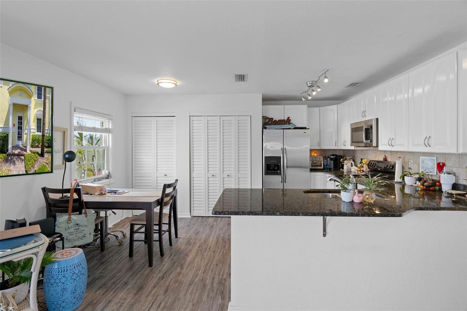 Image 26 of 69 For 5174 Beach Drive Se B