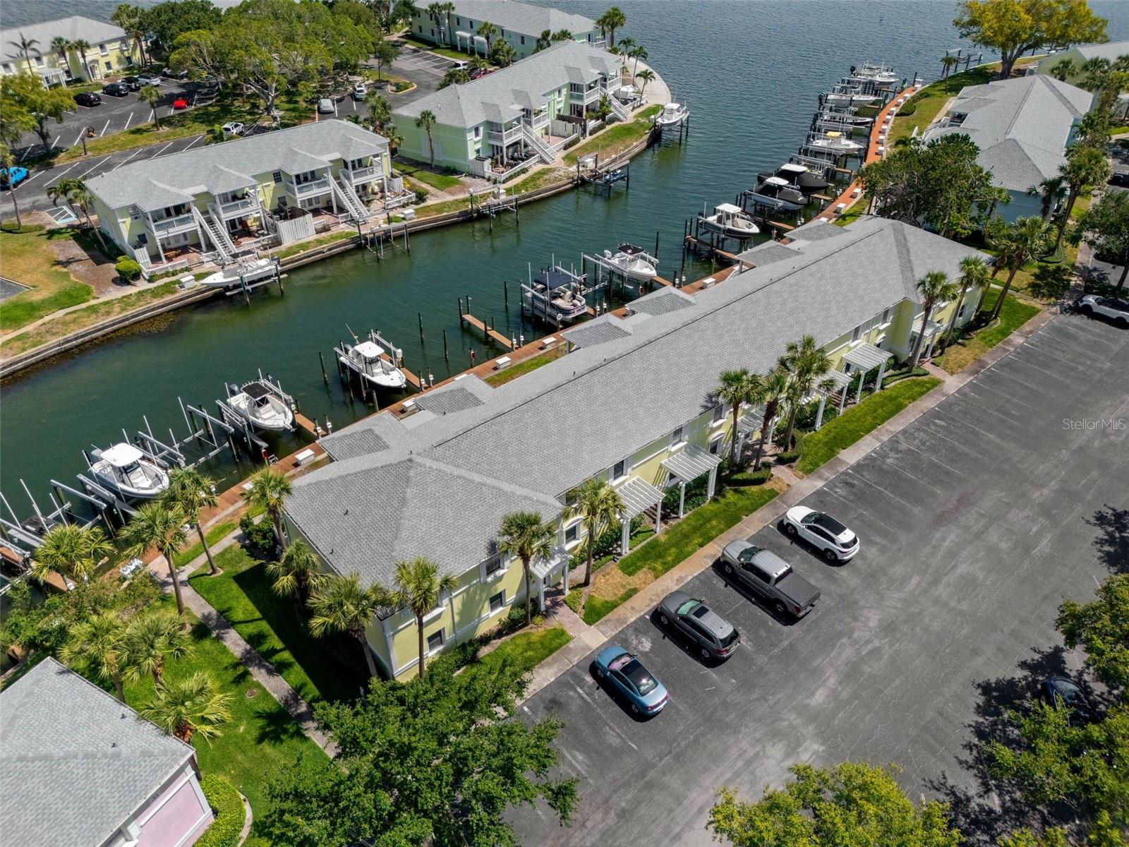 Image 3 of 69 For 5174 Beach Drive Se B
