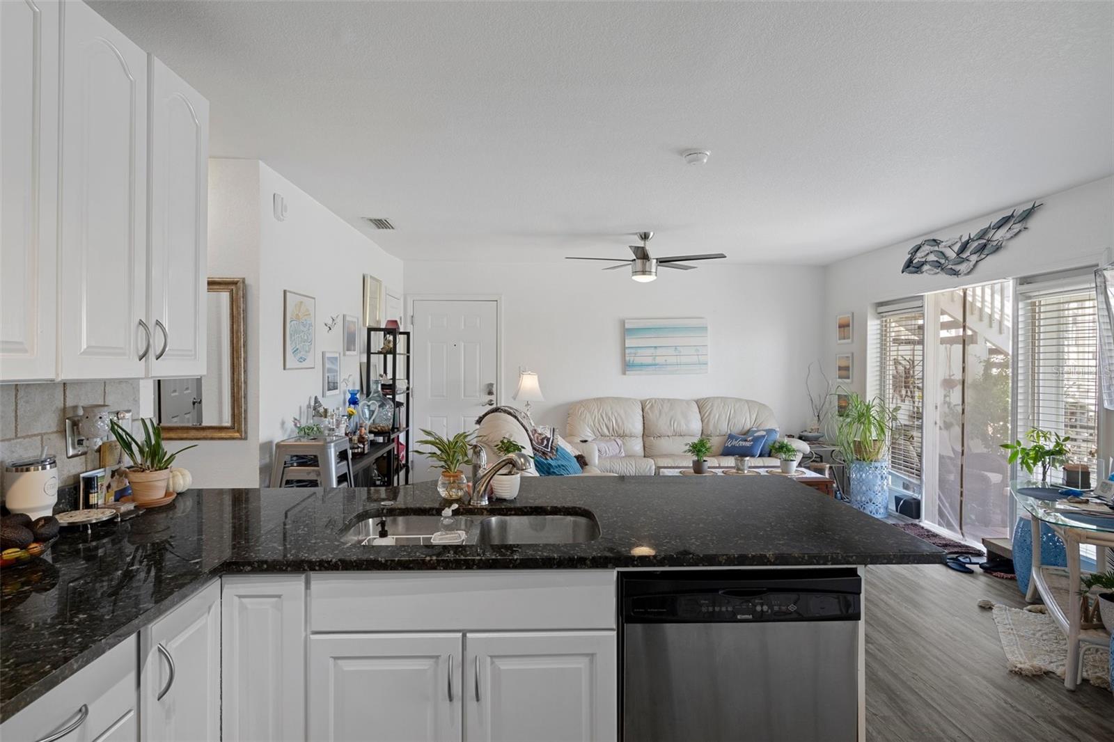 Image 30 of 69 For 5174 Beach Drive Se B