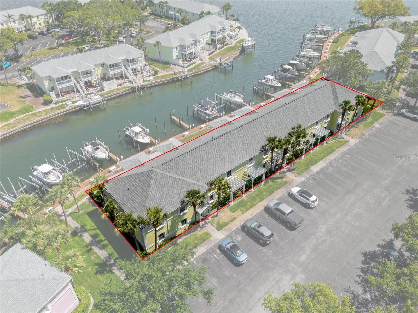 Image 4 of 69 For 5174 Beach Drive Se B