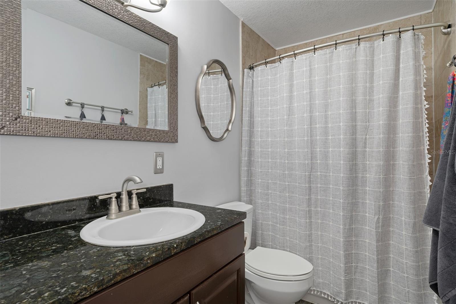 Image 40 of 69 For 5174 Beach Drive Se B