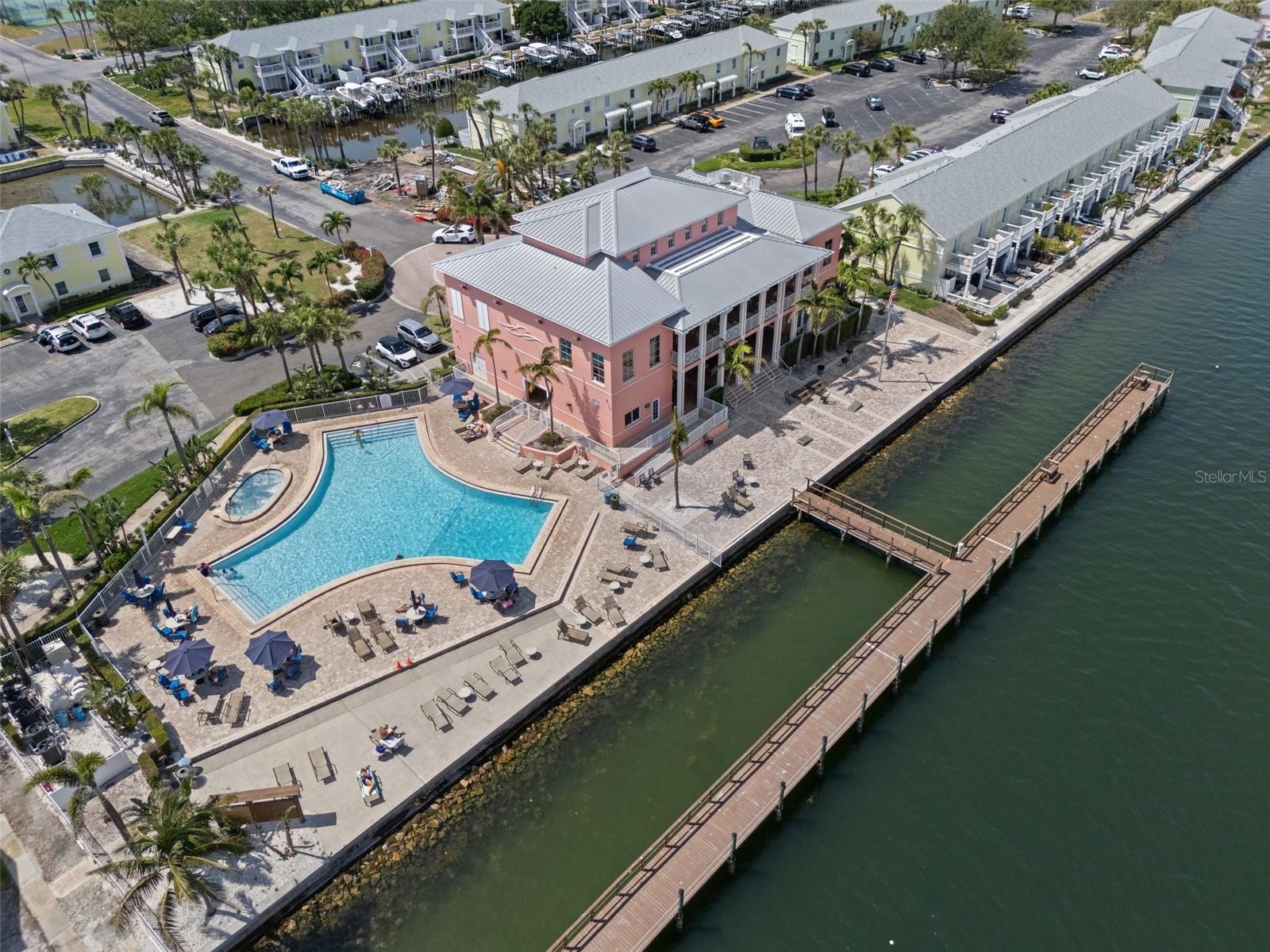 Image 60 of 69 For 5174 Beach Drive Se B