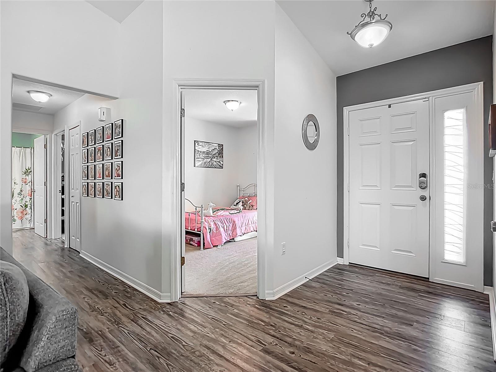 Image 6 of 36 For 3212 55th Street E