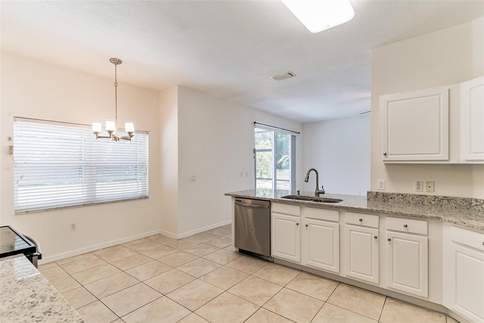 Image 14 of 29 For 2433 Huron Circle