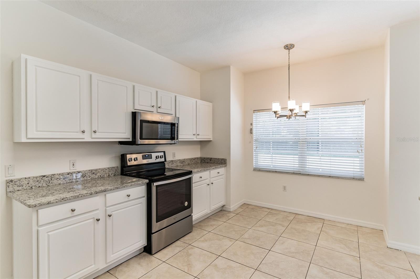 Image 15 of 29 For 2433 Huron Circle