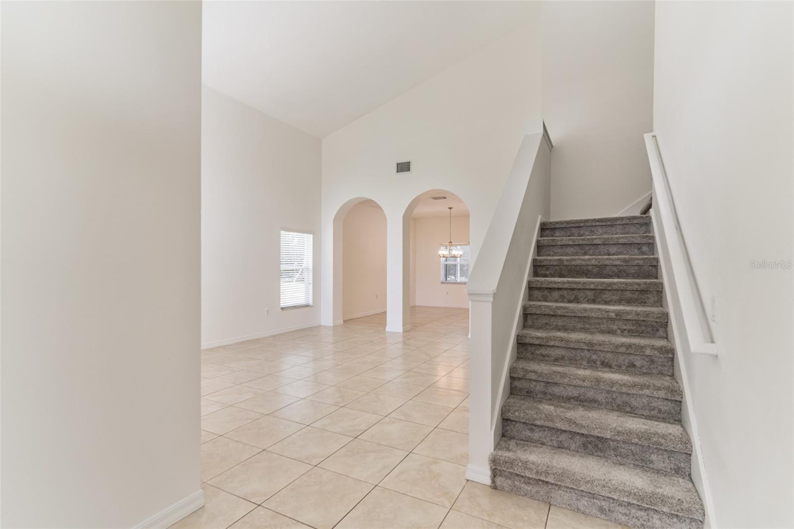 Image 6 of 29 For 2433 Huron Circle