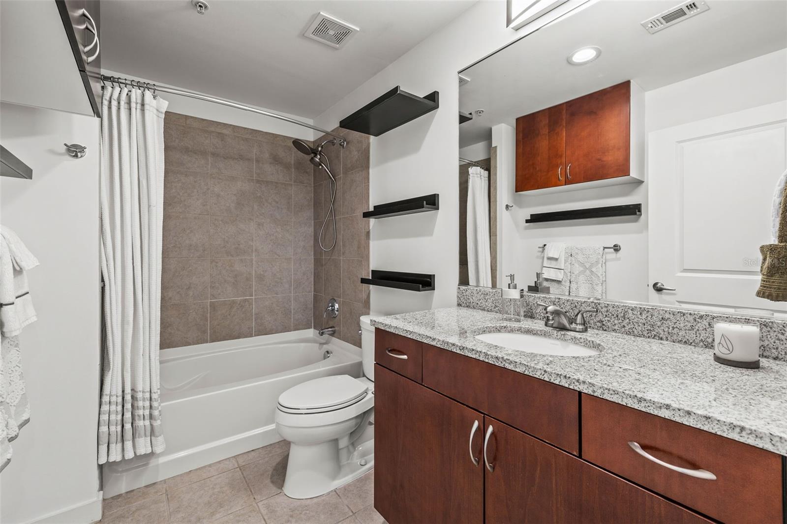 Image 25 of 27 For 777 Ashley Drive 402