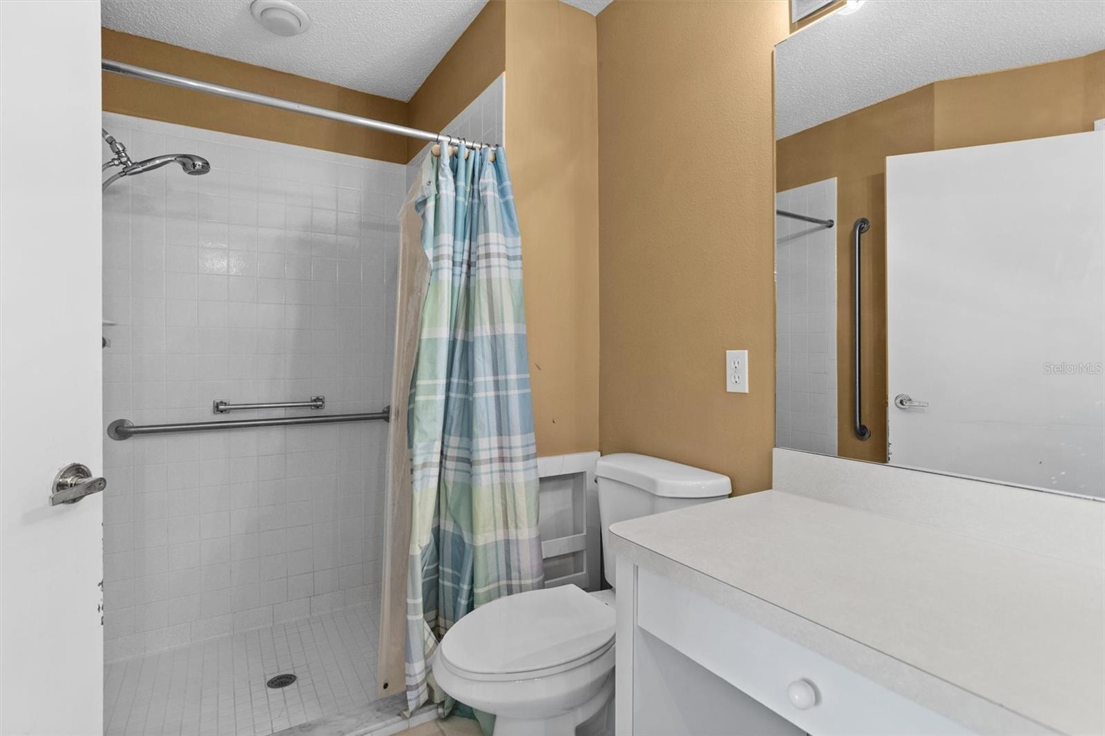 Image 17 of 62 For 1046 Almondwood Drive