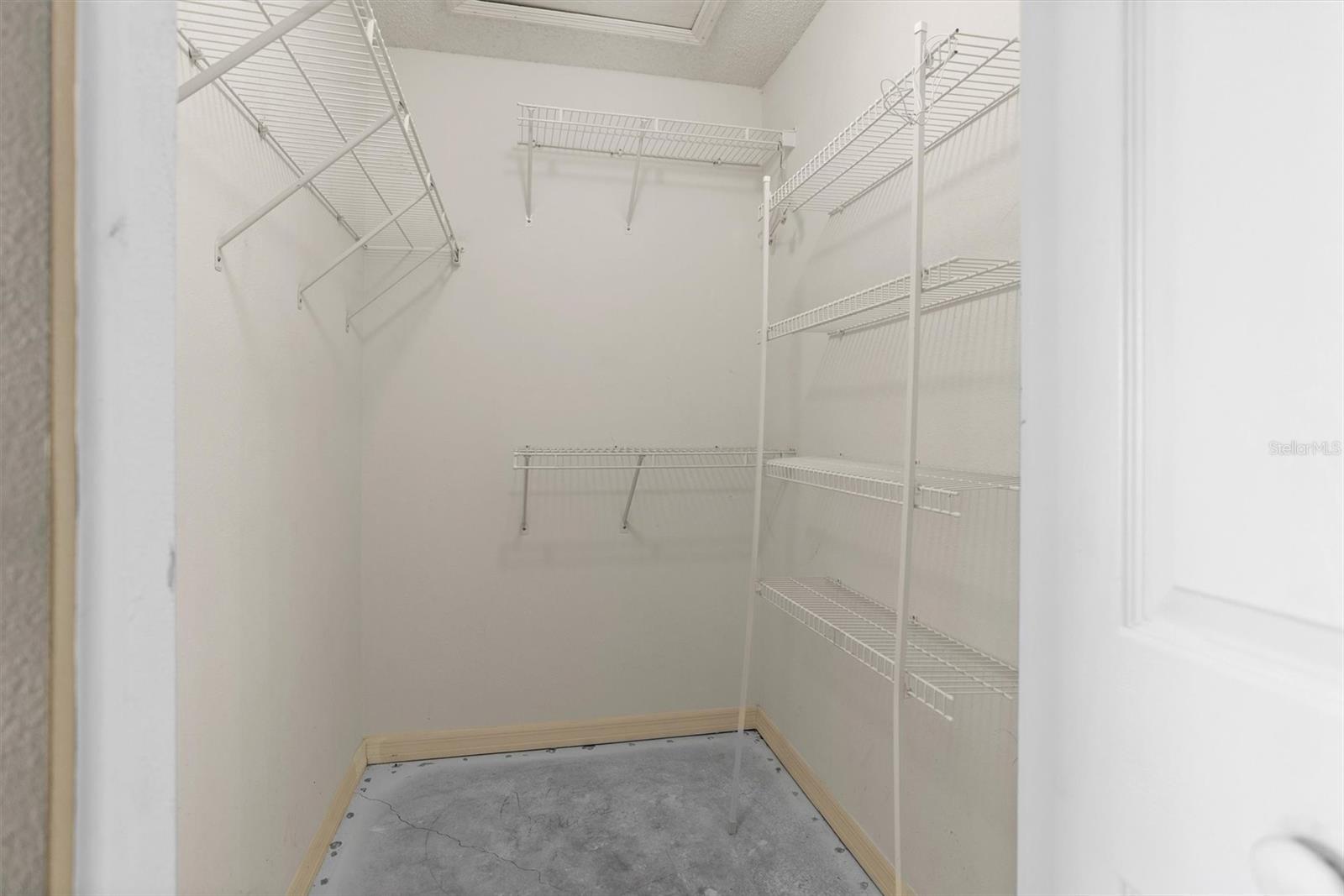 Image 18 of 62 For 1046 Almondwood Drive