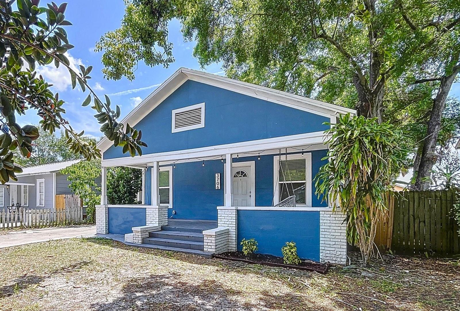 Image 3 of 31 For 3706 Ola Avenue