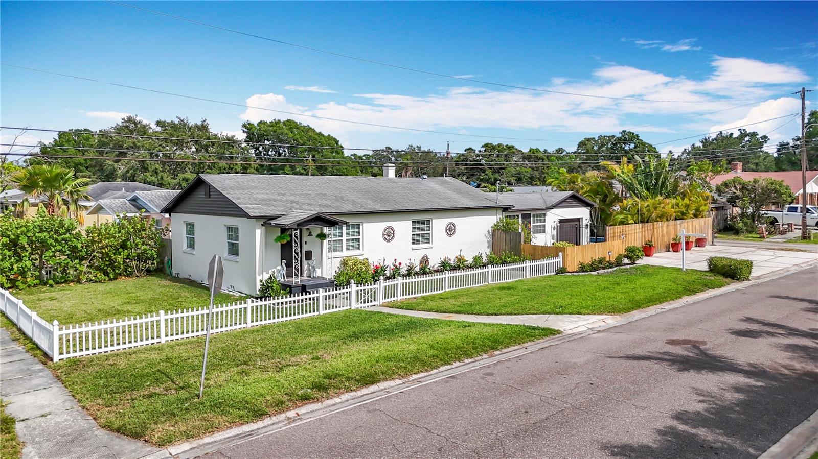 Details for 4231 8th Street N, ST PETERSBURG, FL 33703