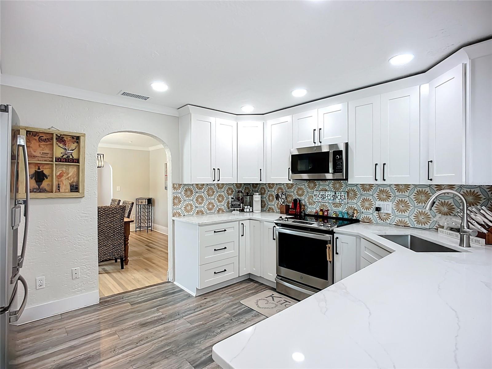 Image 12 of 52 For 4231 8th Street N