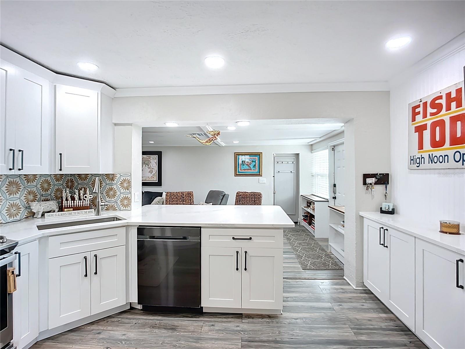 Image 17 of 52 For 4231 8th Street N