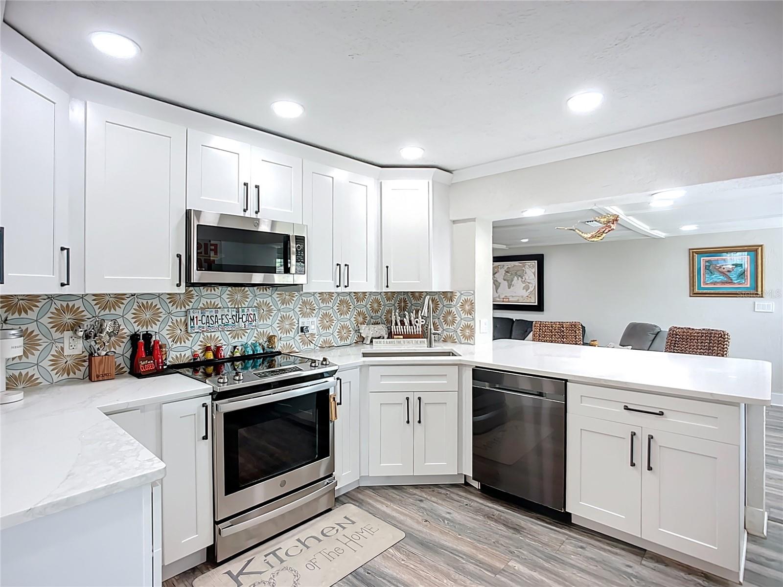 Image 3 of 52 For 4231 8th Street N