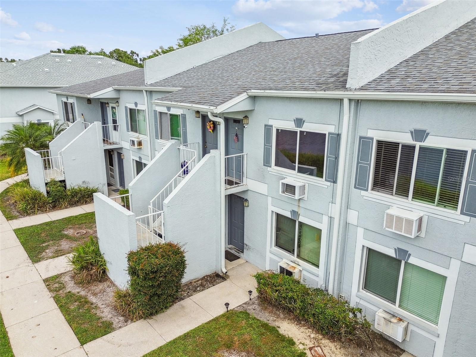 Image 37 of 79 For 4141 Dolphin Drive 4141