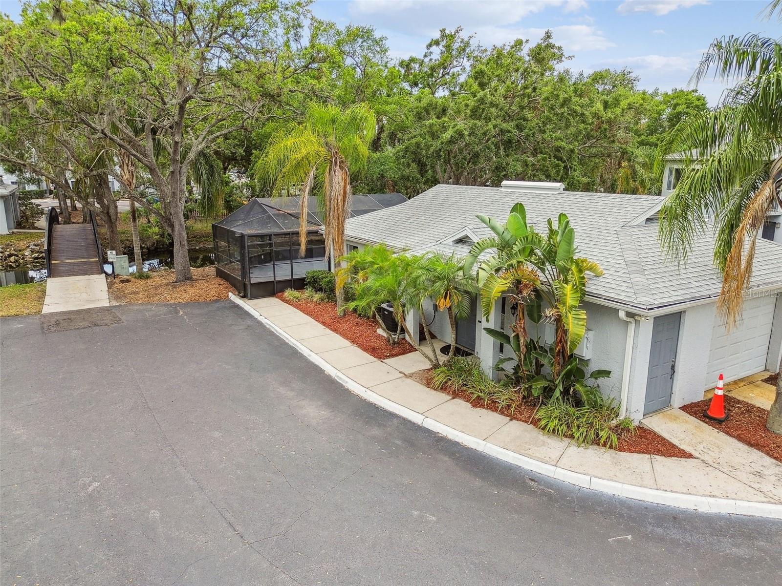 Image 43 of 79 For 4141 Dolphin Drive 4141