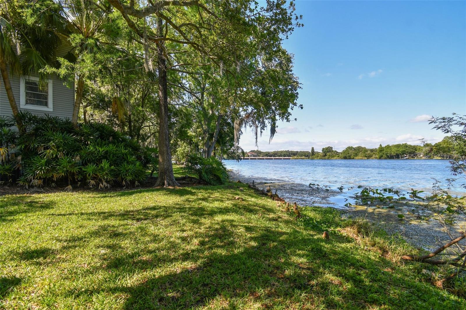 Image 56 of 79 For 4141 Dolphin Drive 4141