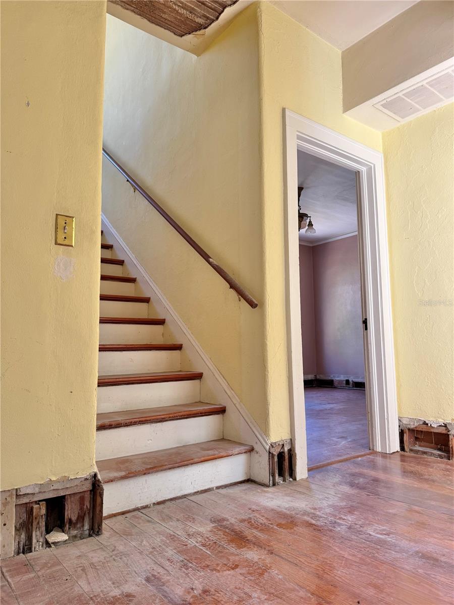 Image 6 of 21 For 311 Prescott Avenue