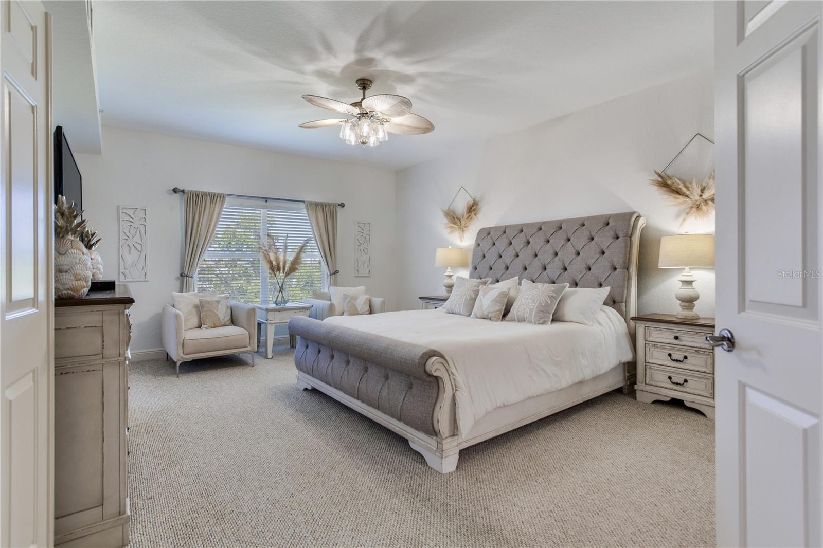 Image 28 of 62 For 425 150th Avenue 2301