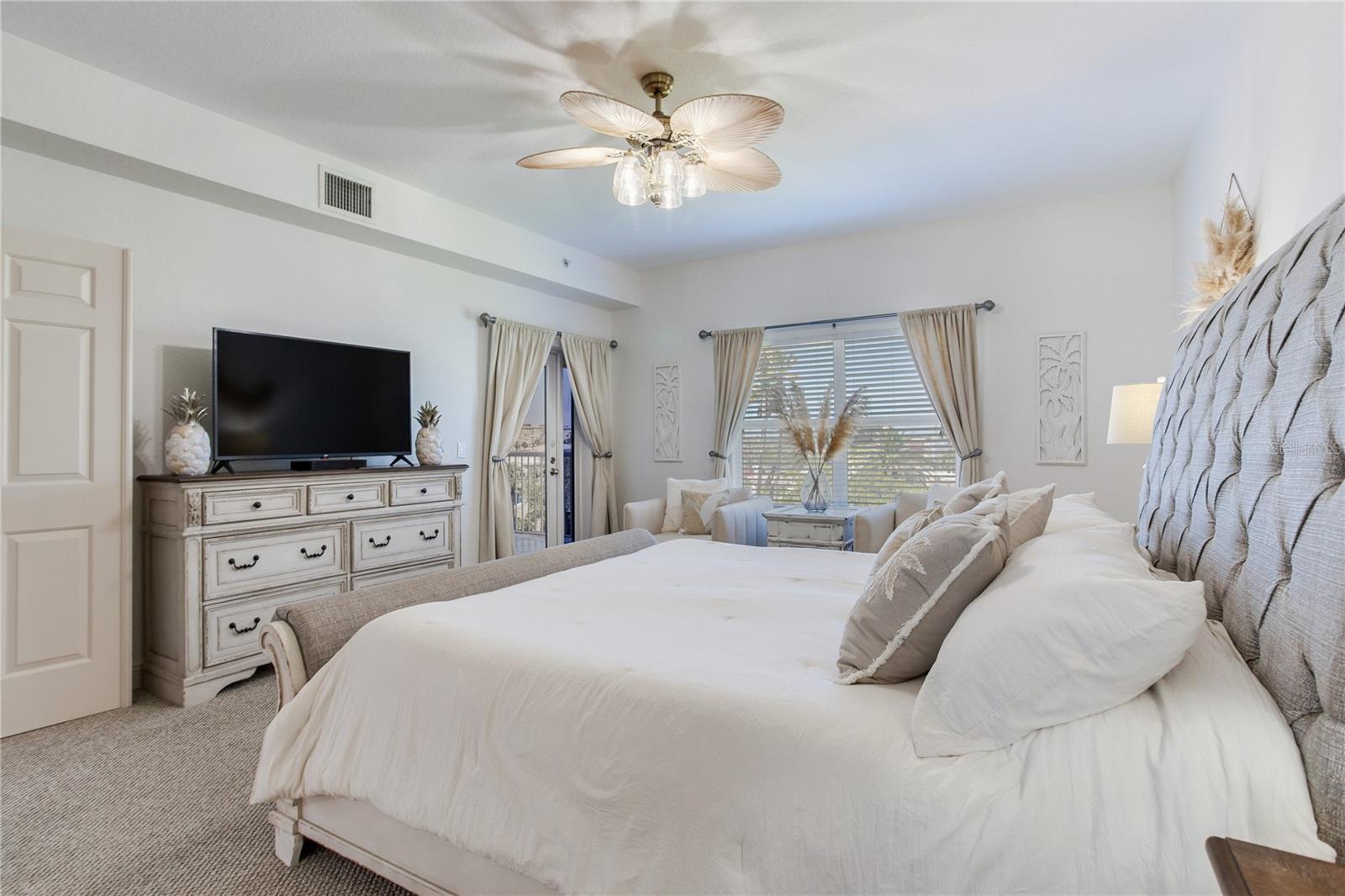 Image 30 of 62 For 425 150th Avenue 2301