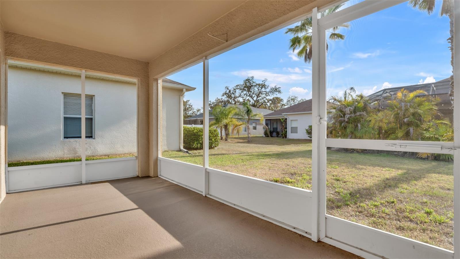 Image 13 of 31 For 9253 Beaufort Court