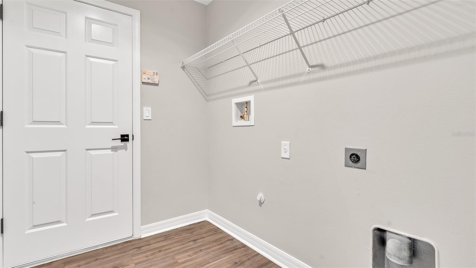 Image 25 of 31 For 9253 Beaufort Court