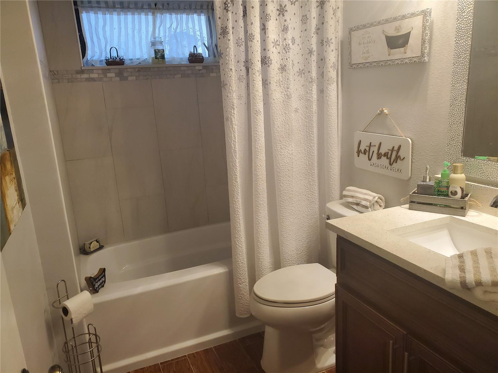 Image 12 of 17 For 7941 Clarendon Drive