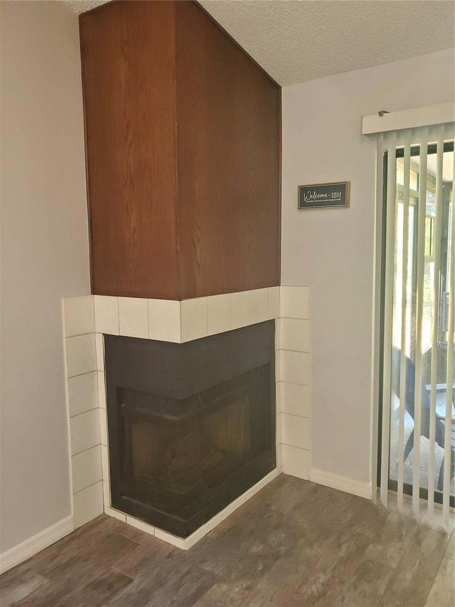 Image 6 of 17 For 7941 Clarendon Drive