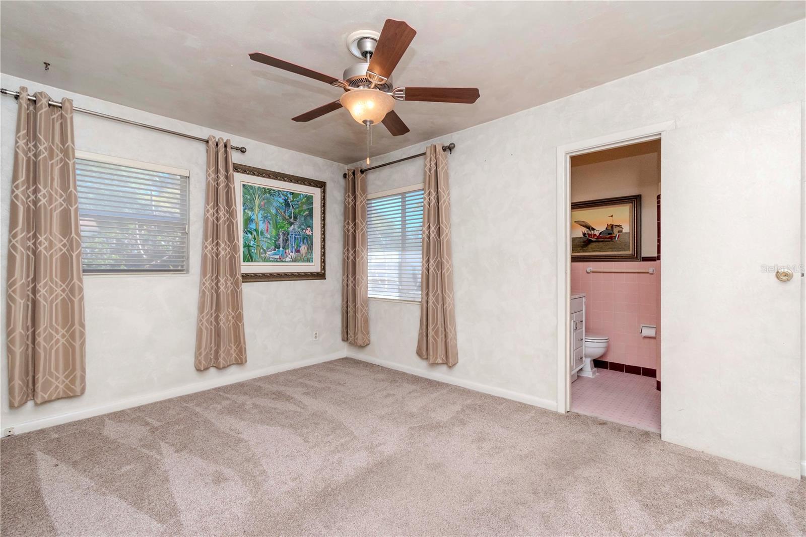 Image 17 of 36 For 4425 Bay Villa Avenue