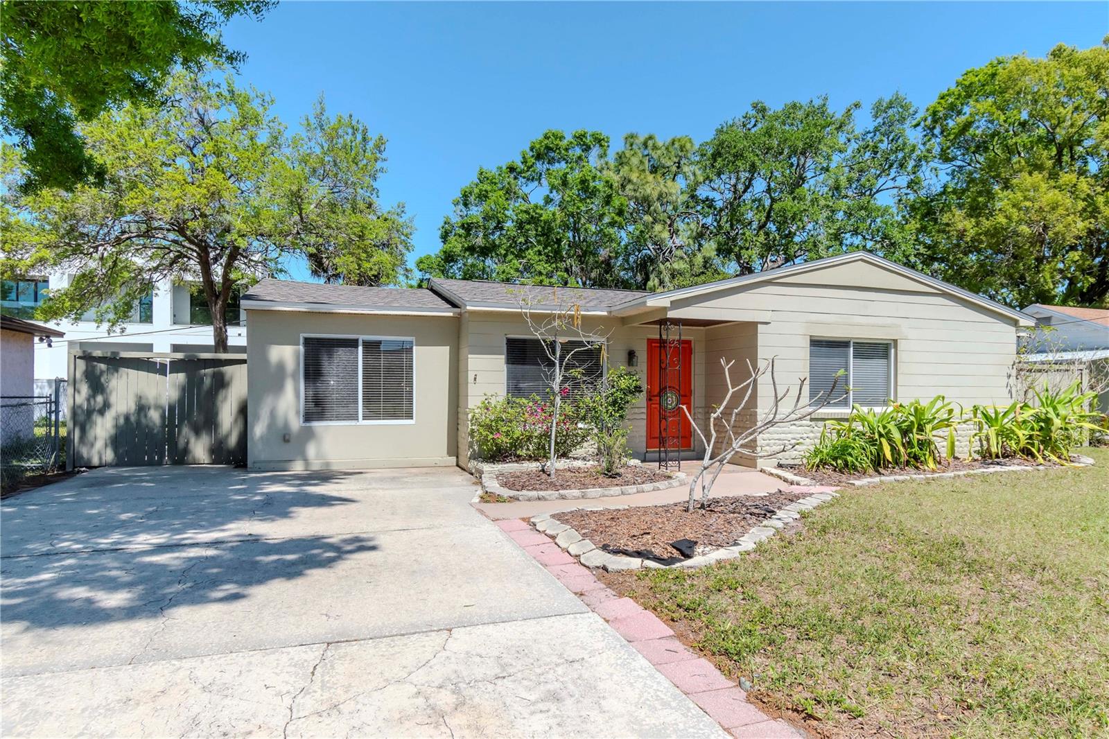 Image 2 of 36 For 4425 Bay Villa Avenue