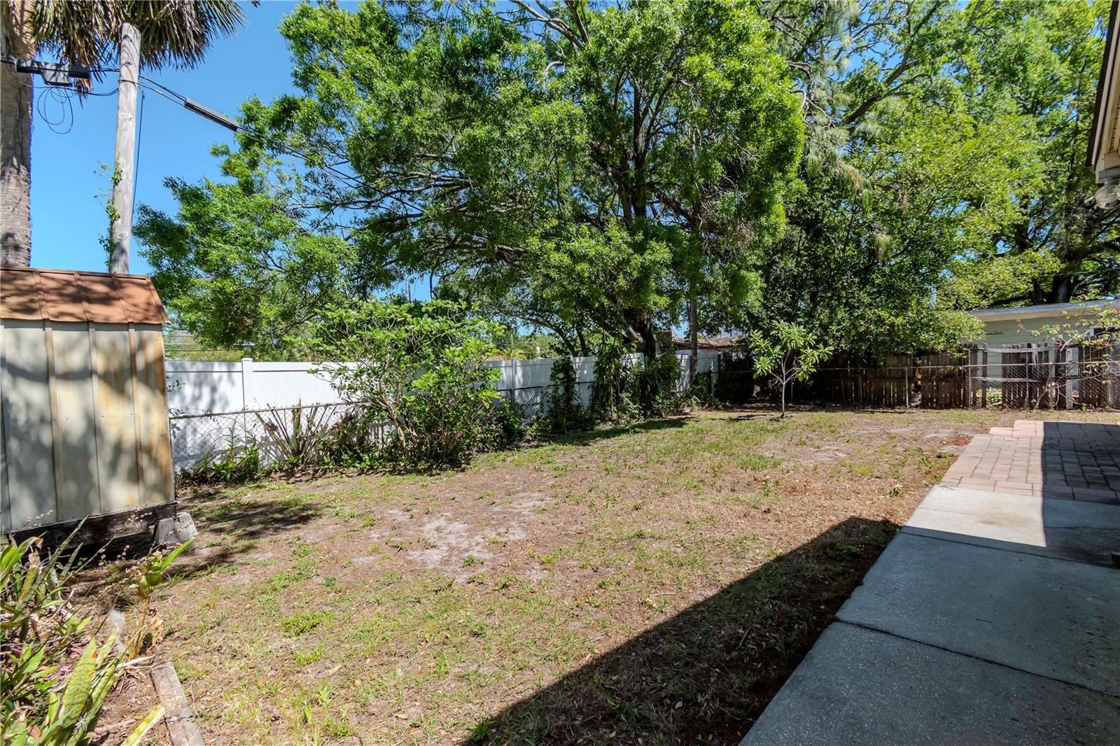 Image 36 of 36 For 4425 Bay Villa Avenue