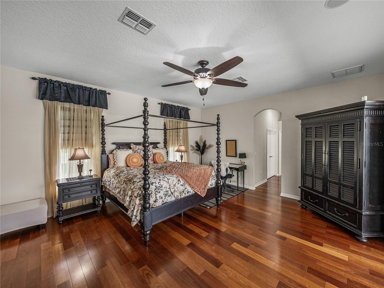 Image 30 of 86 For 12902 Grand Traverse Drive
