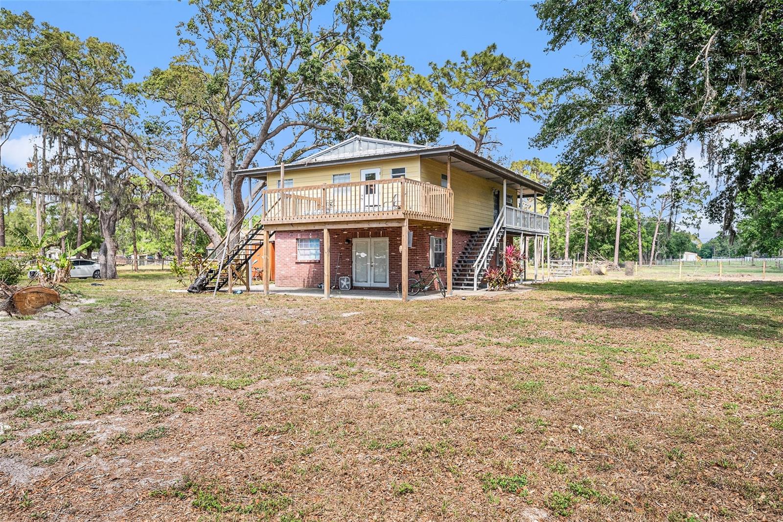 Image 11 of 37 For 18838 Huckavalle Road