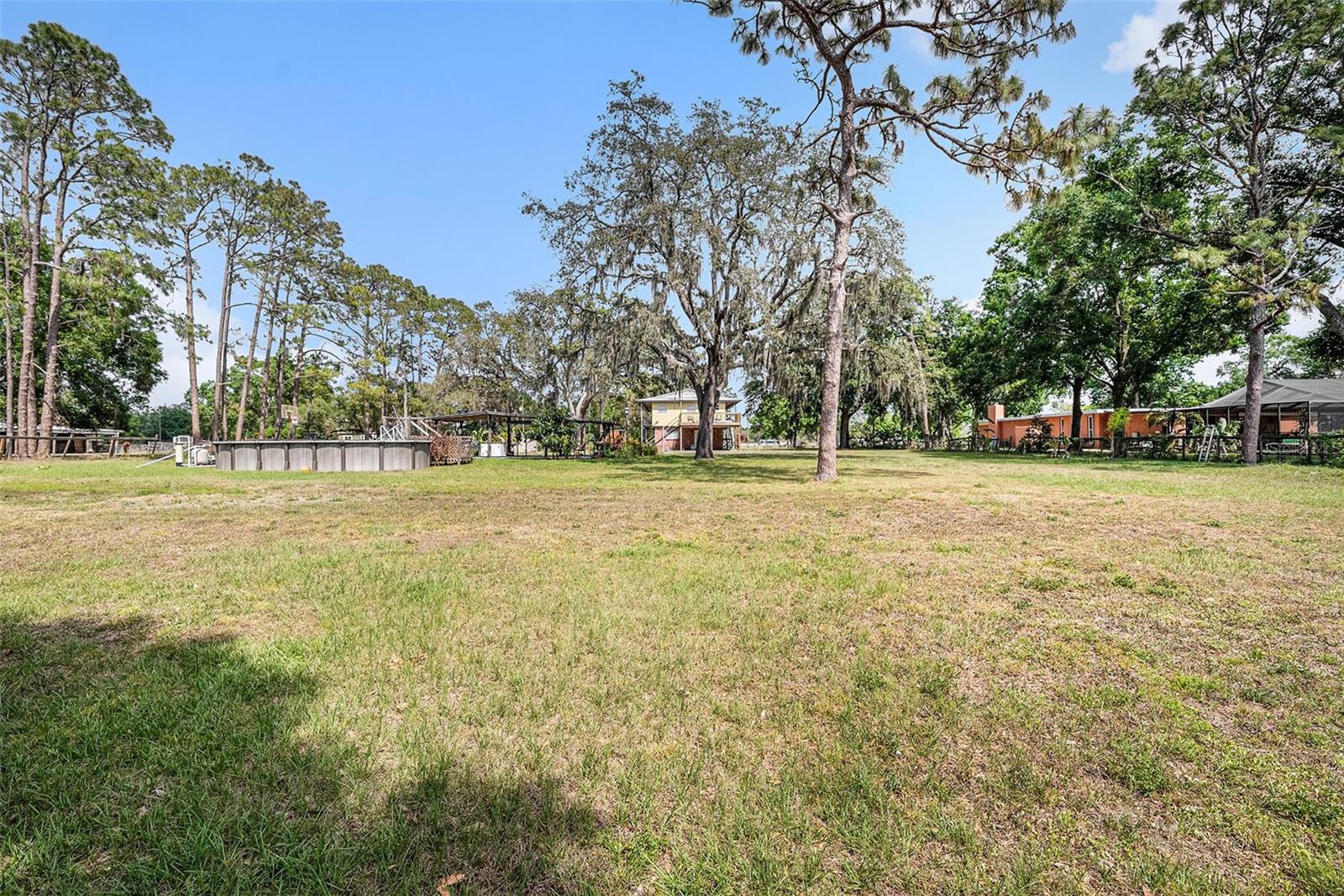 Image 13 of 37 For 18838 Huckavalle Road