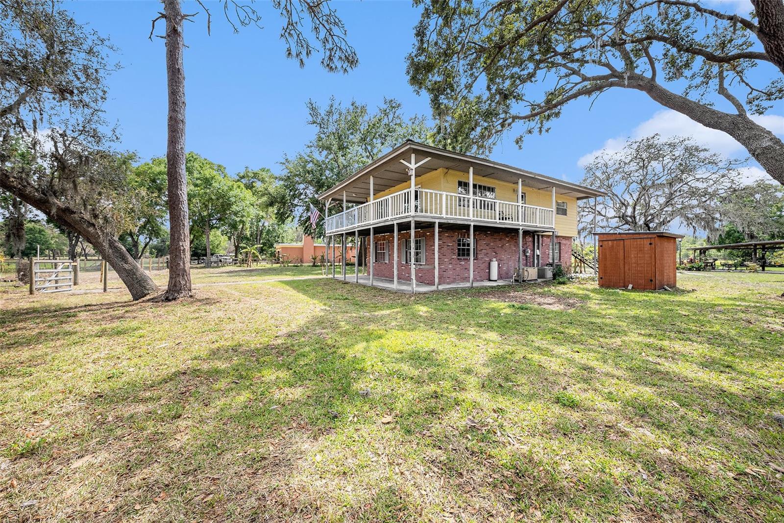 Image 2 of 37 For 18838 Huckavalle Road