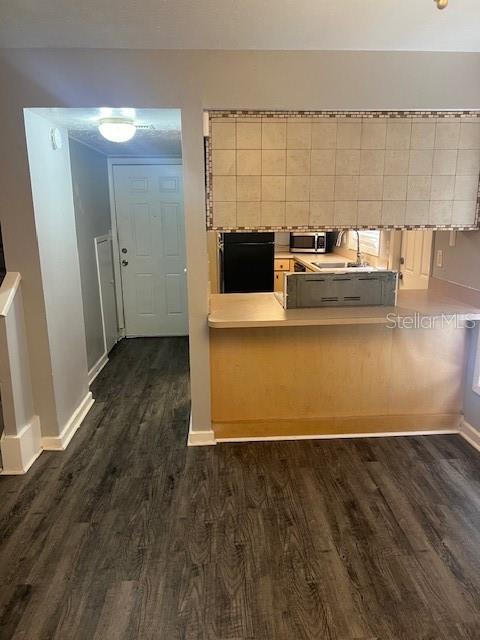 Image 8 of 21 For 5601 Ashley Oaks Drive 8